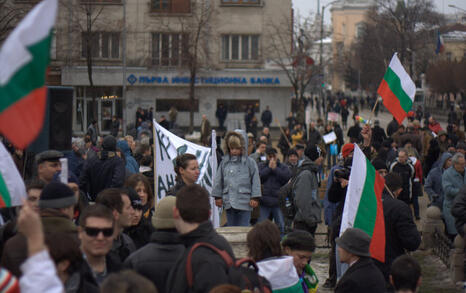 Third day of protests in front of the Parliament, 16.01.2009