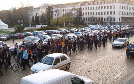 Demonstration 'Members of Parliament, what are you going to cut off - corruption or the forest?', 10.04.2012