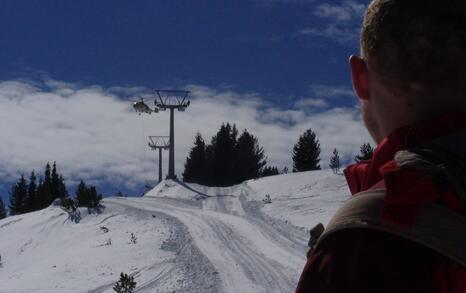 Putting the poles of the lift to the Seven Rila lakes