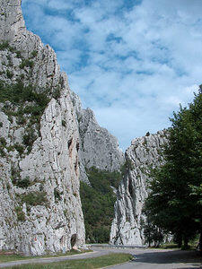 A department of Nature Park “Vrachanski Balkan” at the Executive Forest Agency will host a seminar for trainers