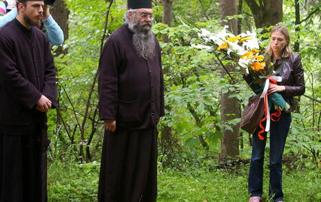 On Saturday, 5 June 2010, by the side of the Rila Monastery worship was carried out at the grave of James David Bourchier 