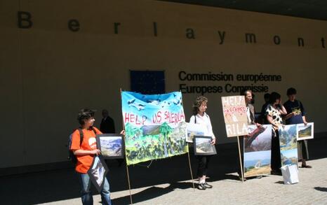 Submission of the petition about saving Rila Mountain in the EU Comission, 08.05.2008