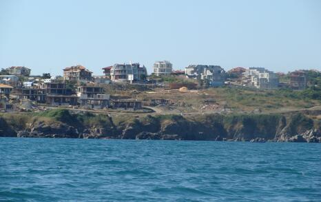 Headlong construction south of Sozopol