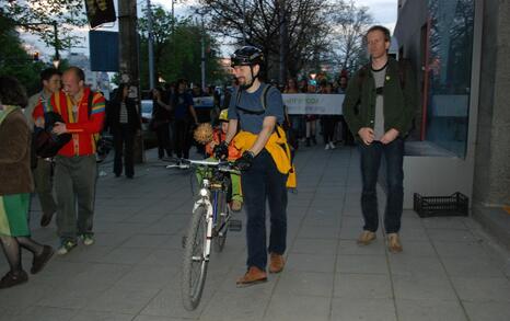 Celebrating Earth's day 2010 in Sofia