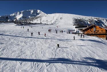 According to a report from the Ministry of Environment and water, two ski slopes and one lift in the Bansko ski zone are outlawed