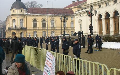 Peaceful sitting demonstration in front of the Parliament