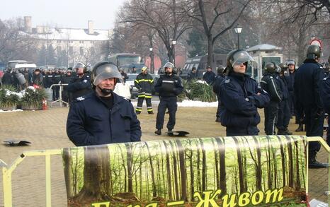 Peaceful sitting demonstration in front of the Parliament