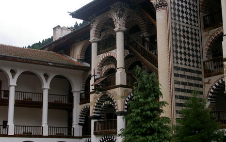 On Saturday, 5 June 2010, by the side of the Rila Monastery worship was carried out at the grave of James David Bourchier 